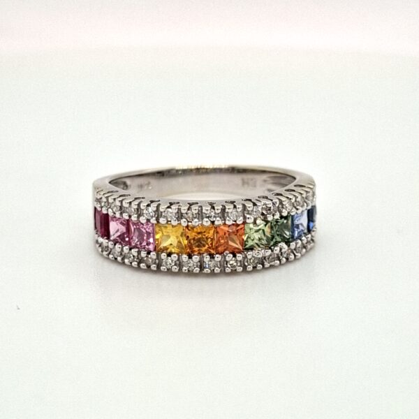 ESTATE Rainbow Sapphire & Diamond Band
