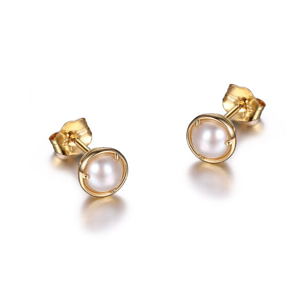 Gemstone Pearl Earrings